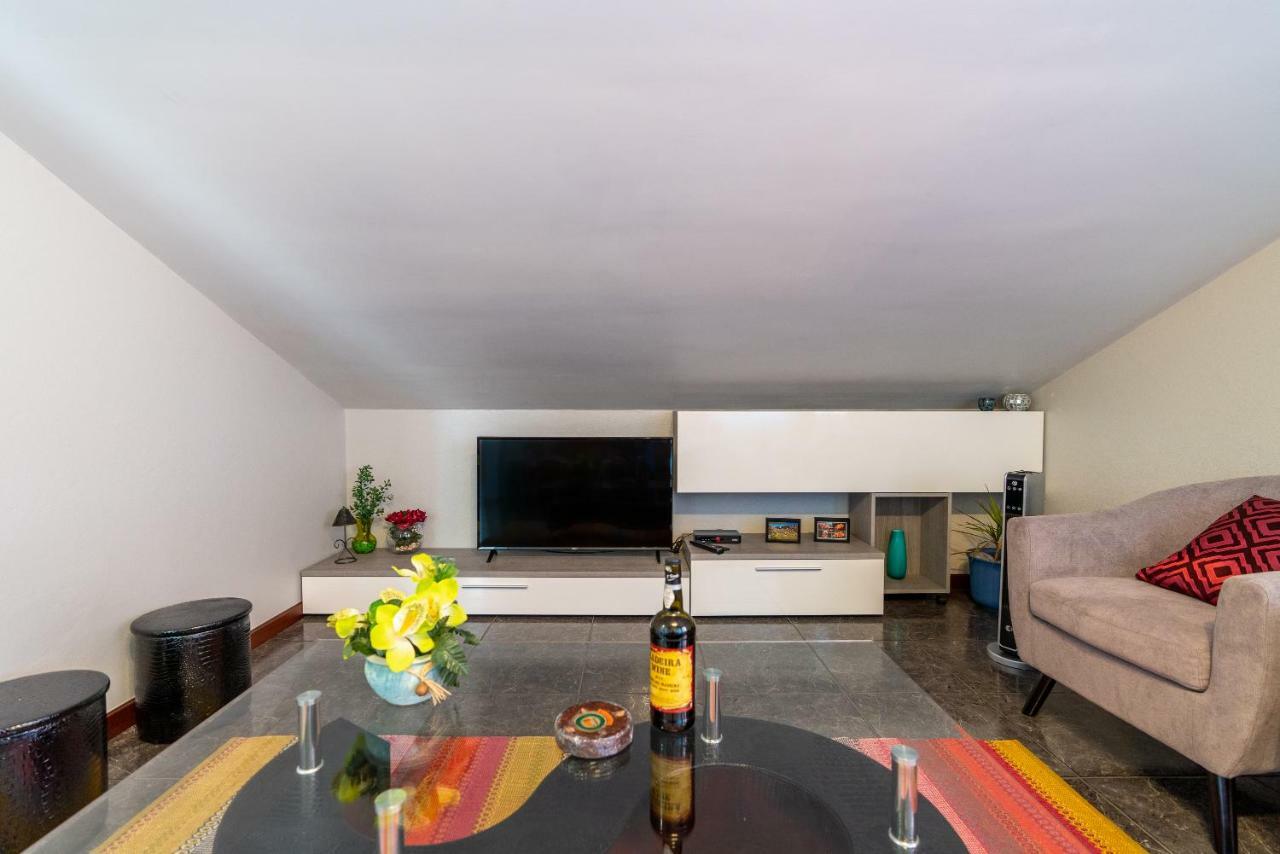 Апартаменты Casa Por Do Sol Понта-ду-Сол Экстерьер фото